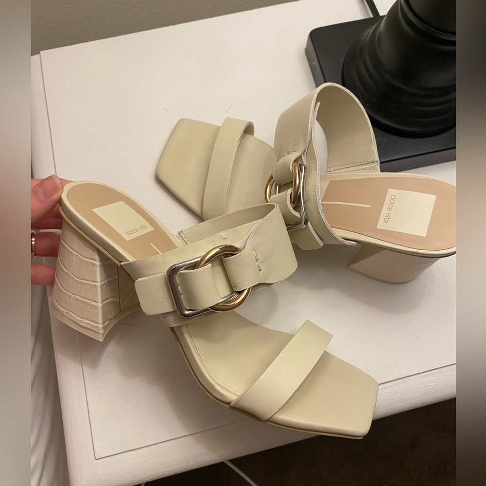 DOLCE VITA PALYCE HEELS IVORY LEATHER